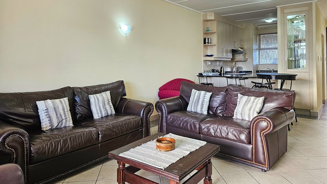 2 Bedroom Beachfront Bliss, Stunning Sea Views
