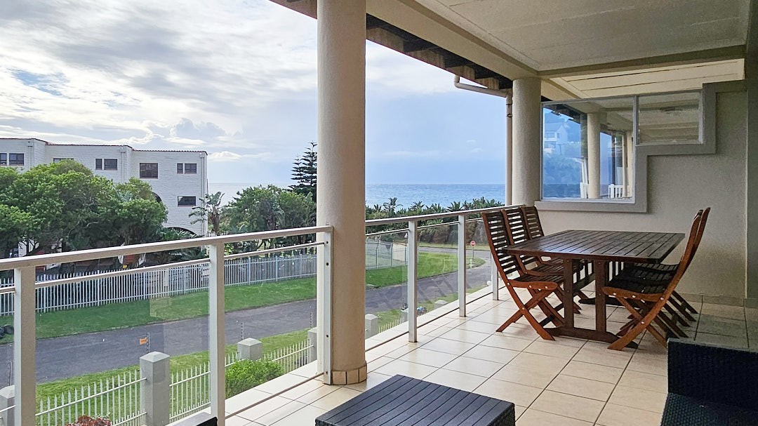 2 Bedroom Beachfront Bliss, Stunning Sea Views