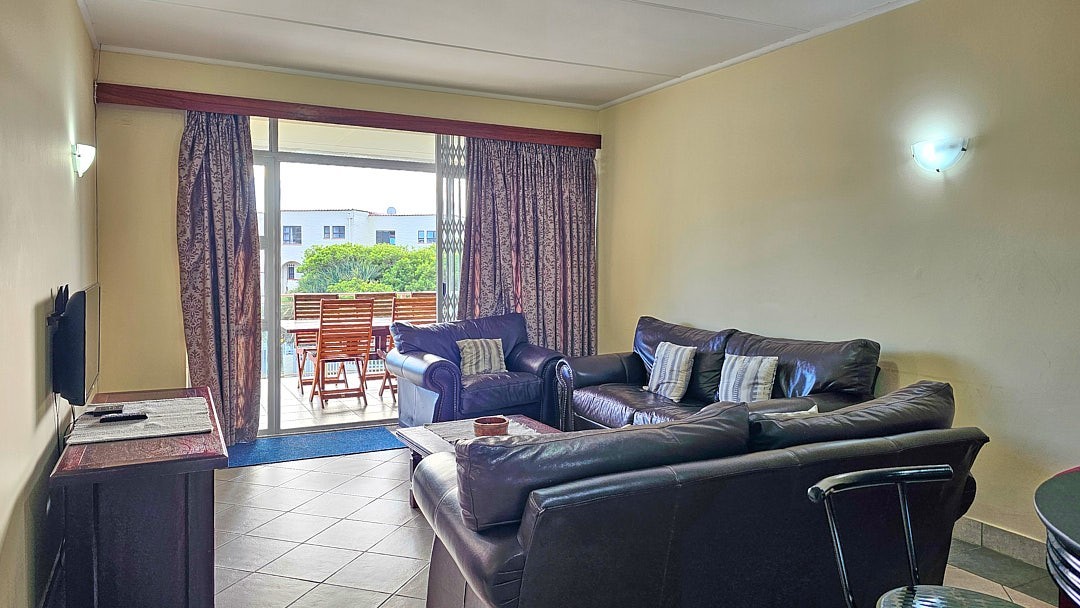 2 Bedroom Beachfront Bliss, Stunning Sea Views