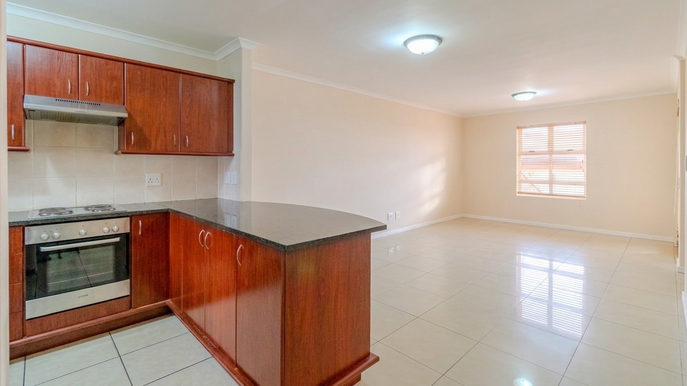 Stylish, Secure and Convenient Century City Living 3