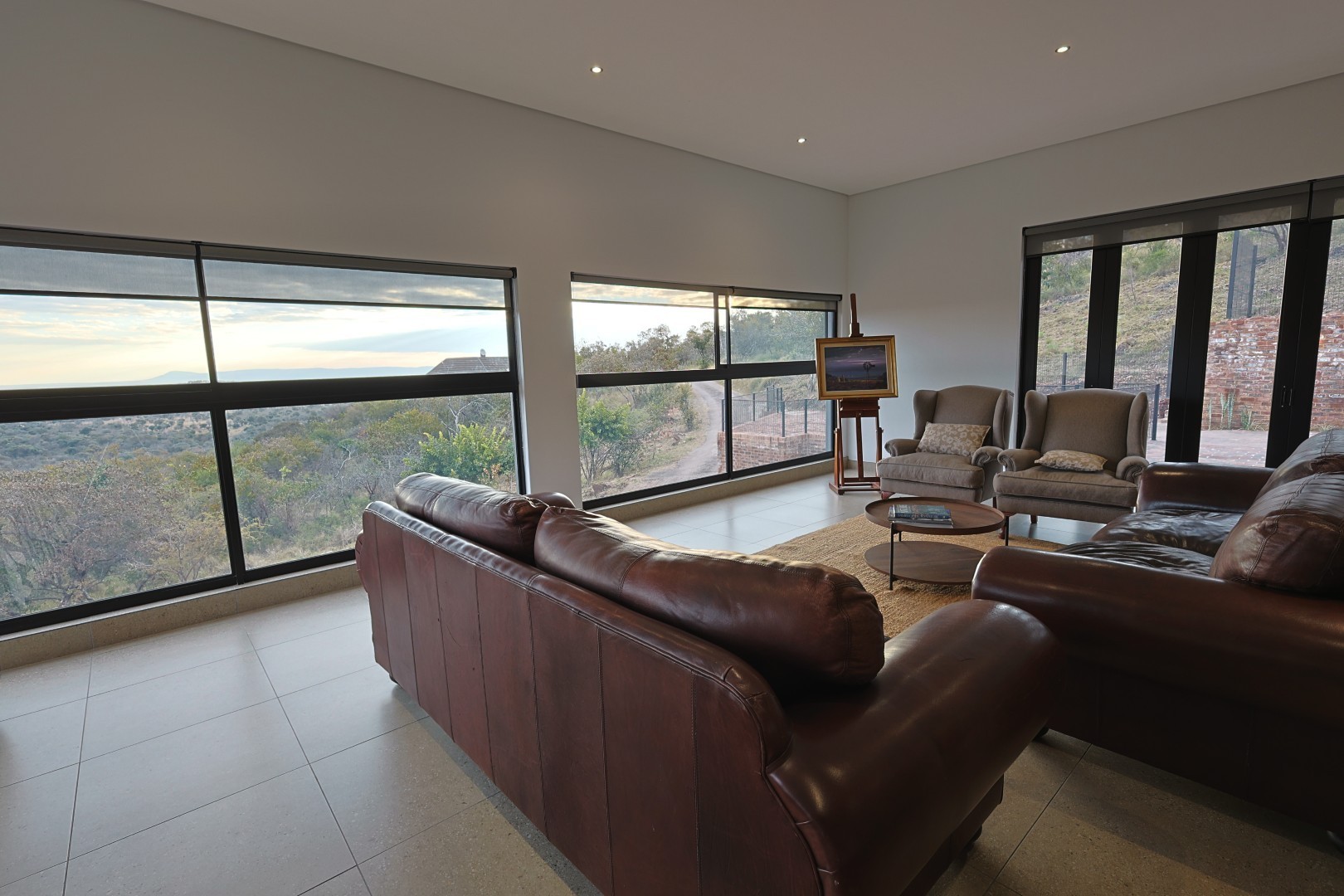 Luxury 4 Bedroom Safari Lodge in Mabalingwe Big 5 Game Reserve