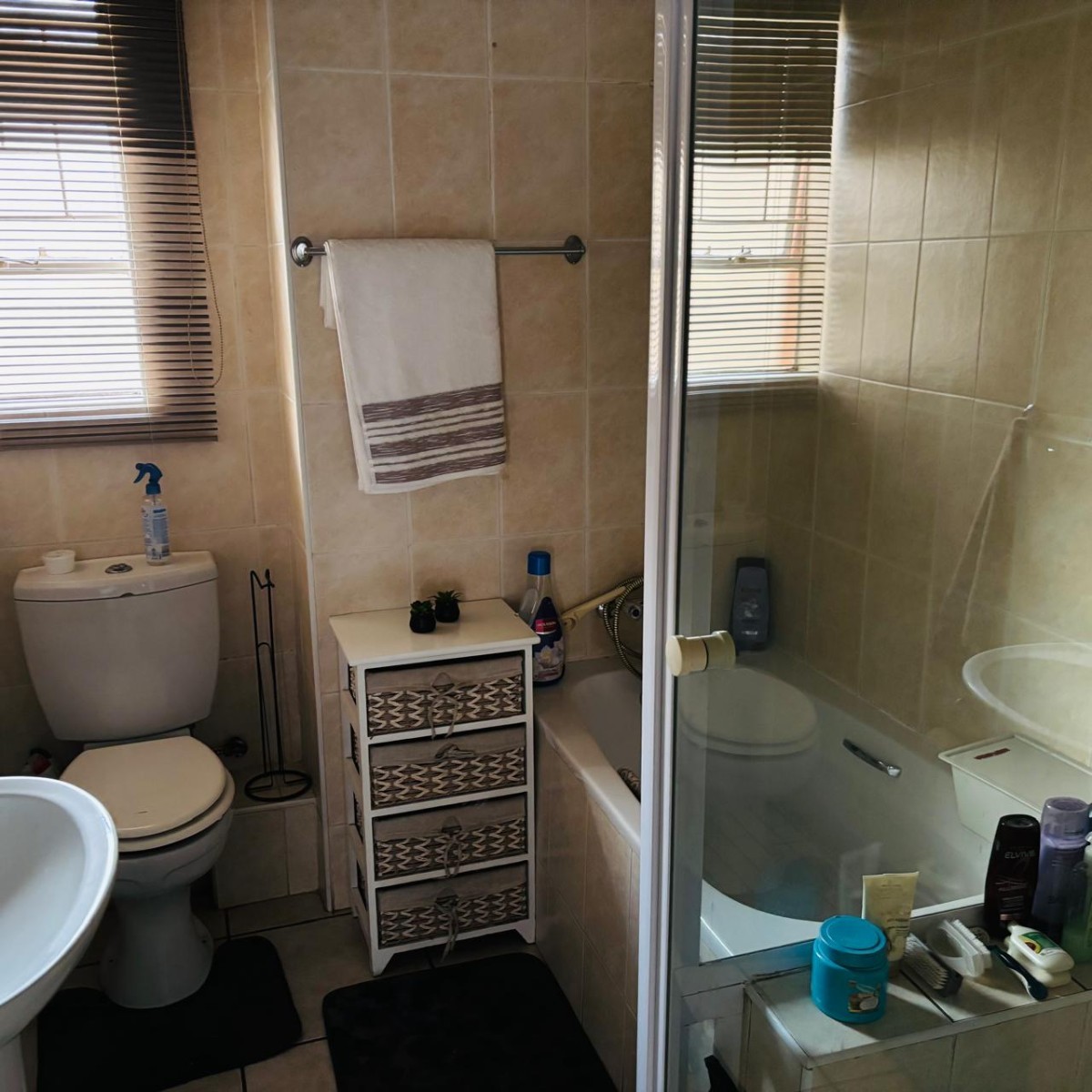 Apartment For Sale in Vanderbijlpark SE 2, Vanderbijlpark SE, Vanderbijlpark