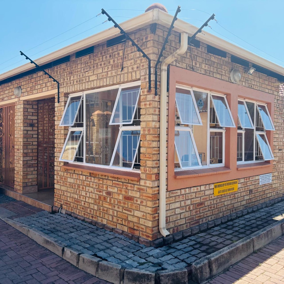 Apartment For Sale in Vanderbijlpark SE 2, Vanderbijlpark SE, Vanderbijlpark
