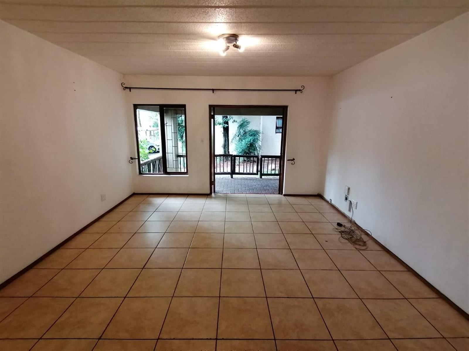 Two Bedroom Ground Floor Apartment For Sale in Riverglades Estate Jukskei Park