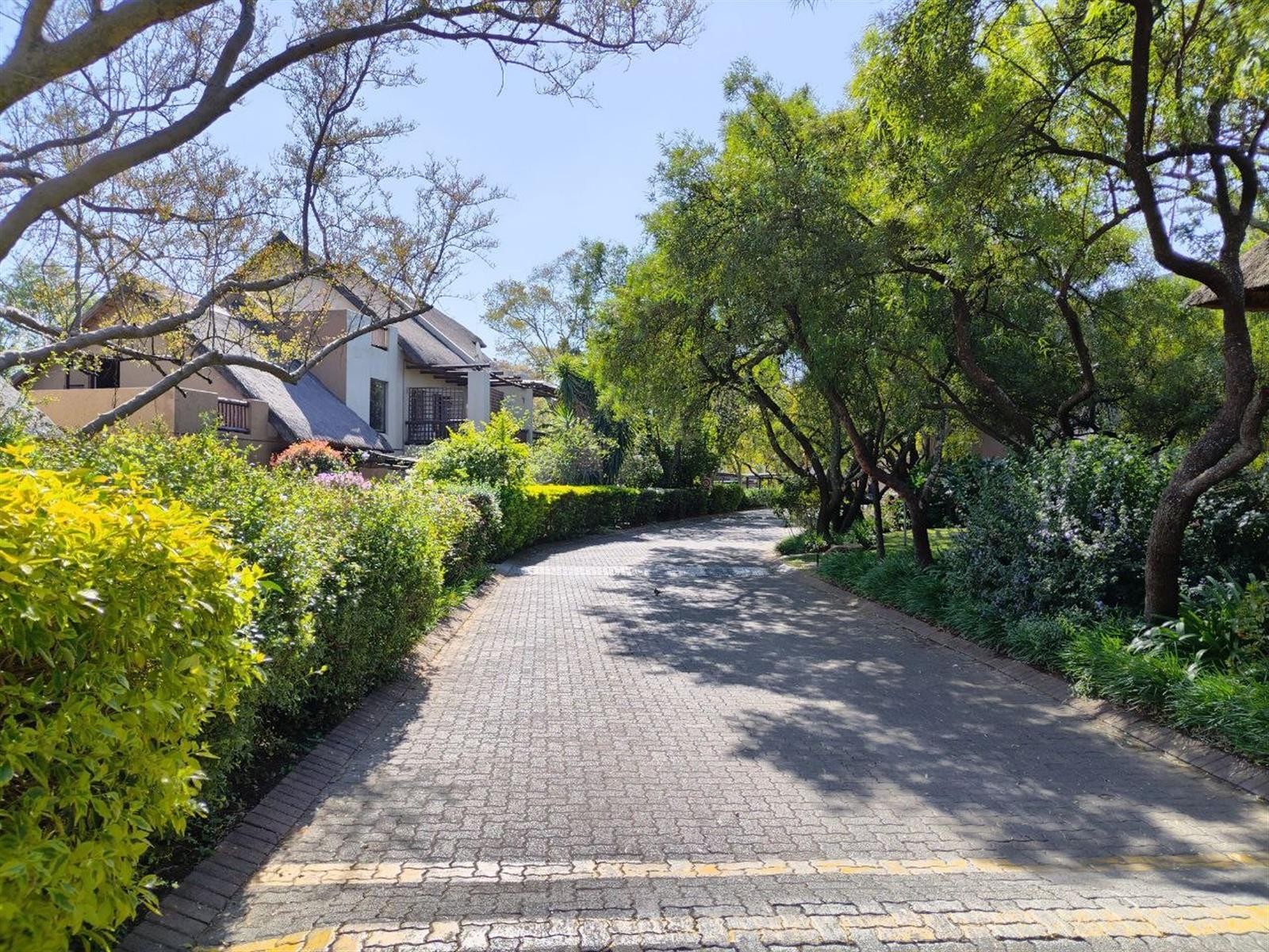 Two Bedroom Ground Floor Apartment For Sale in Riverglades Estate Jukskei Park