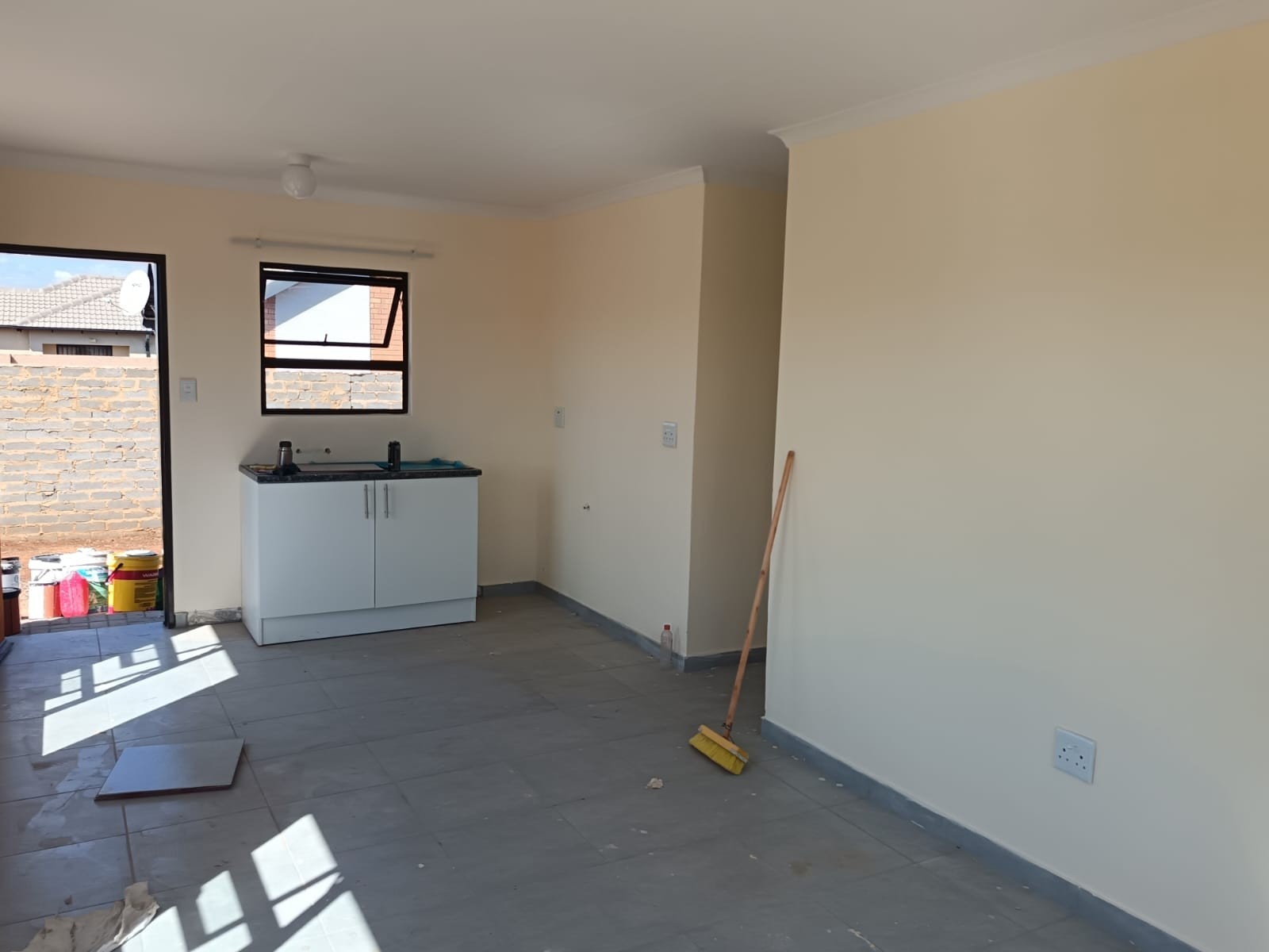 Brand New development houses available for Sale !!! Any size you want !!!