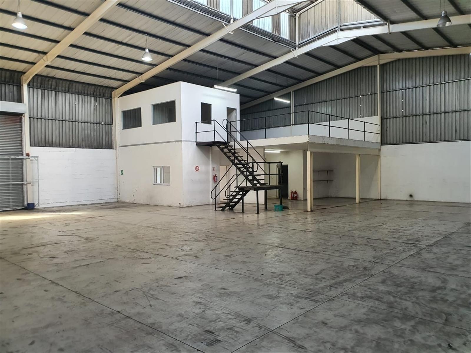 Warehouse To Rent in Korsten, Port Elizabeth