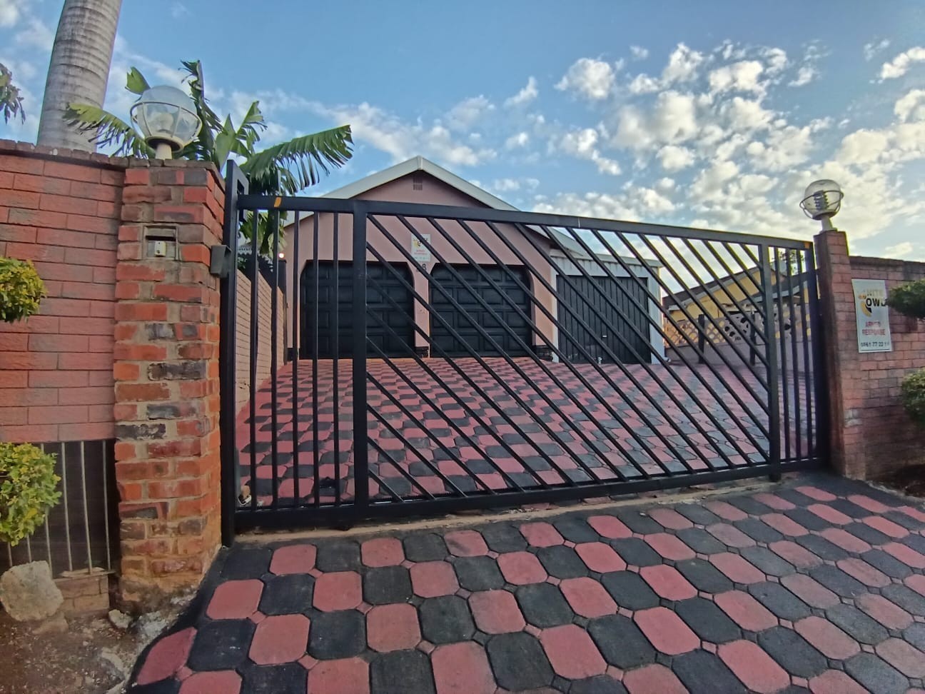 Beautiful 4-Bedroom House For Sale in Grantham Park, Empangeni, KwaZulu Natal