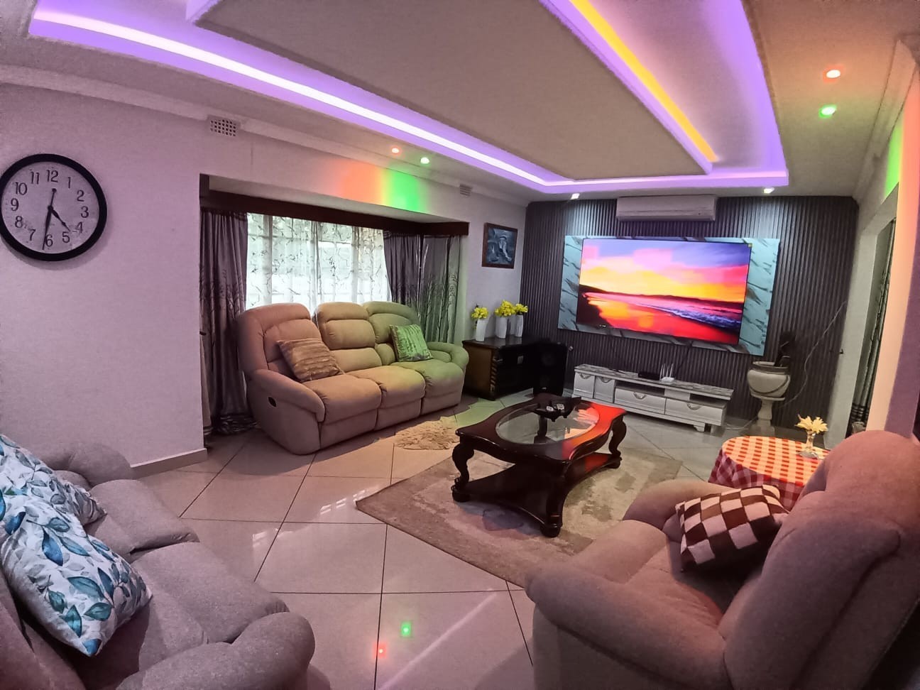 Beautiful 4-Bedroom House For Sale in Grantham Park, Empangeni, KwaZulu Natal