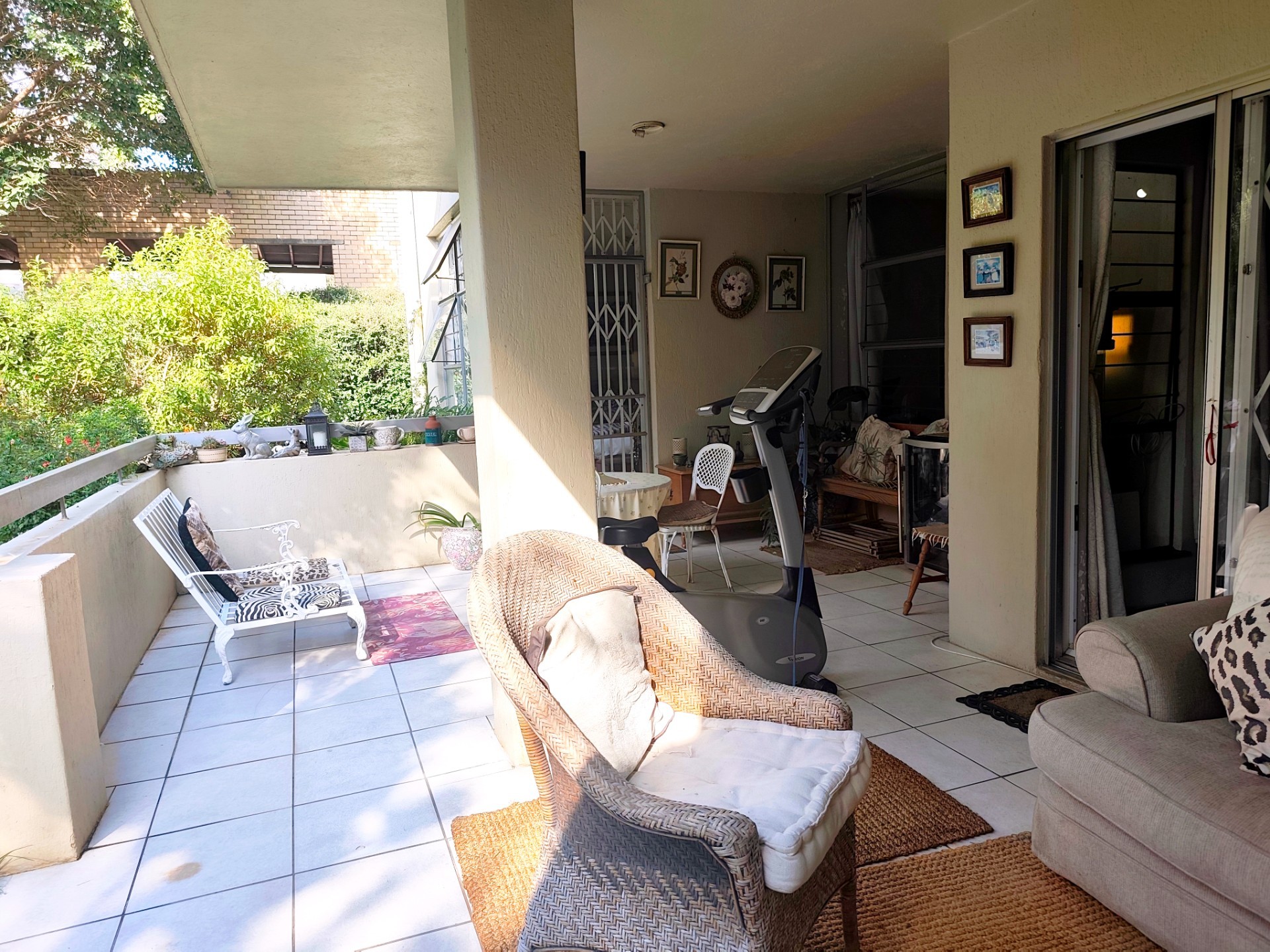 Apartment For Sale in Sandton Central, Sandton
