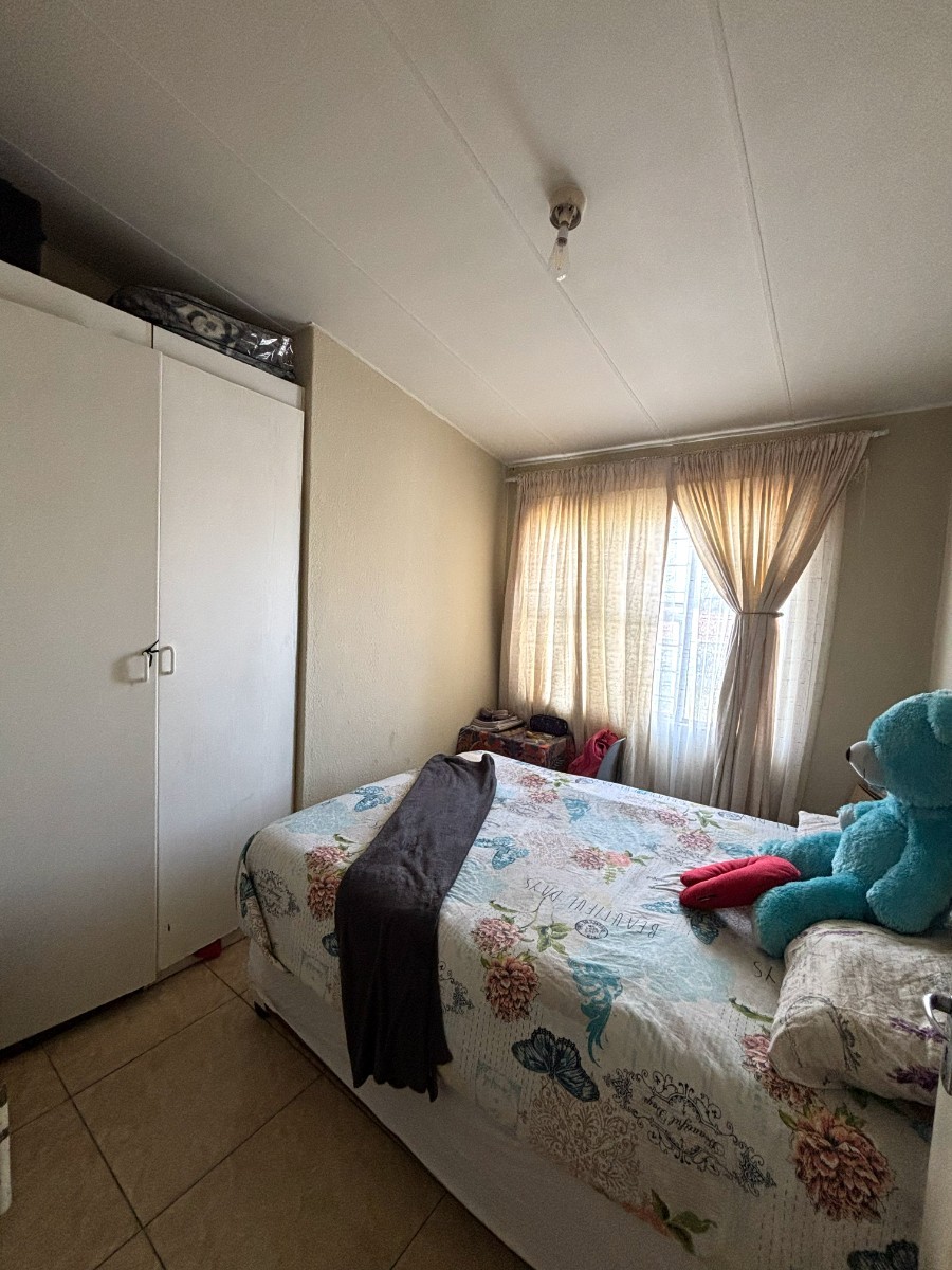 House For Sale in Ridgeway B, Johannesburg