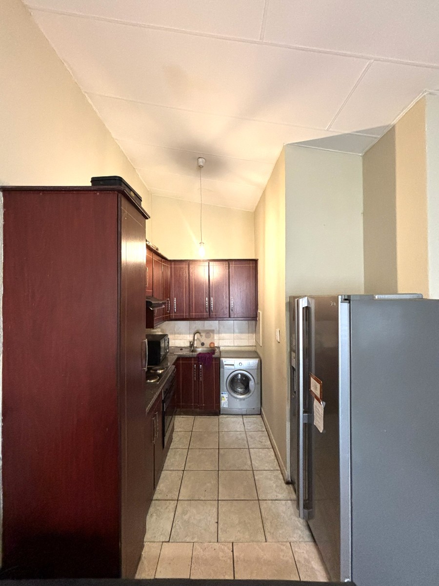 House For Sale in Ridgeway B, Johannesburg