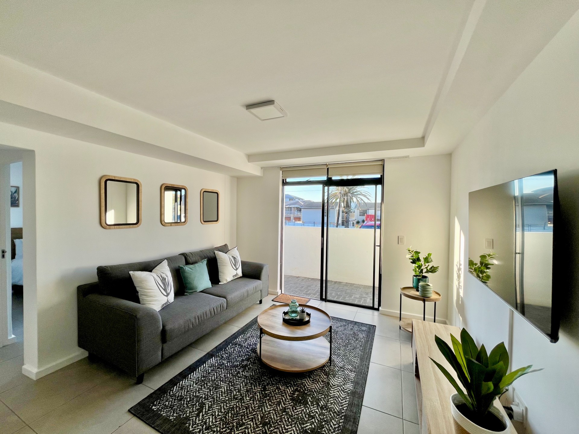 Furnished 2-Bedroom Ground Floor Apartment Near the Beach in Waves Edge
