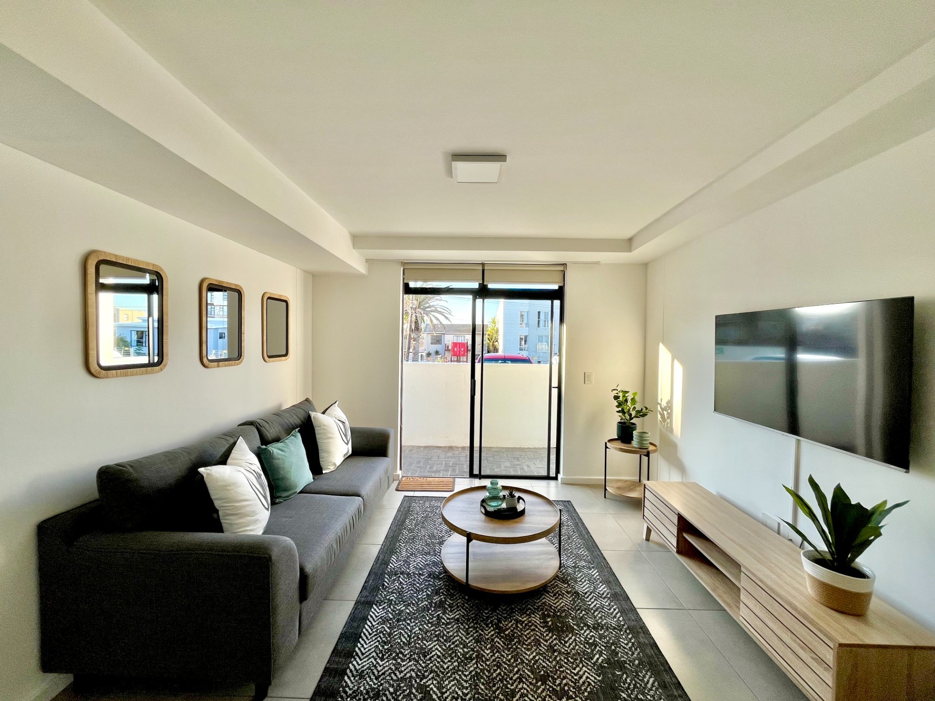 Furnished 2-Bedroom Ground Floor Apartment Near the Beach in Waves Edge