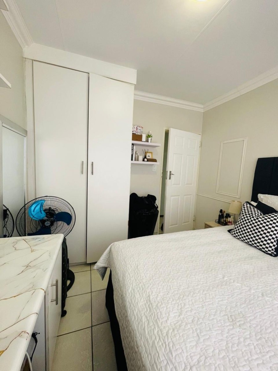 3 Bedroom House For Sale in TheresaPark, Pretoria