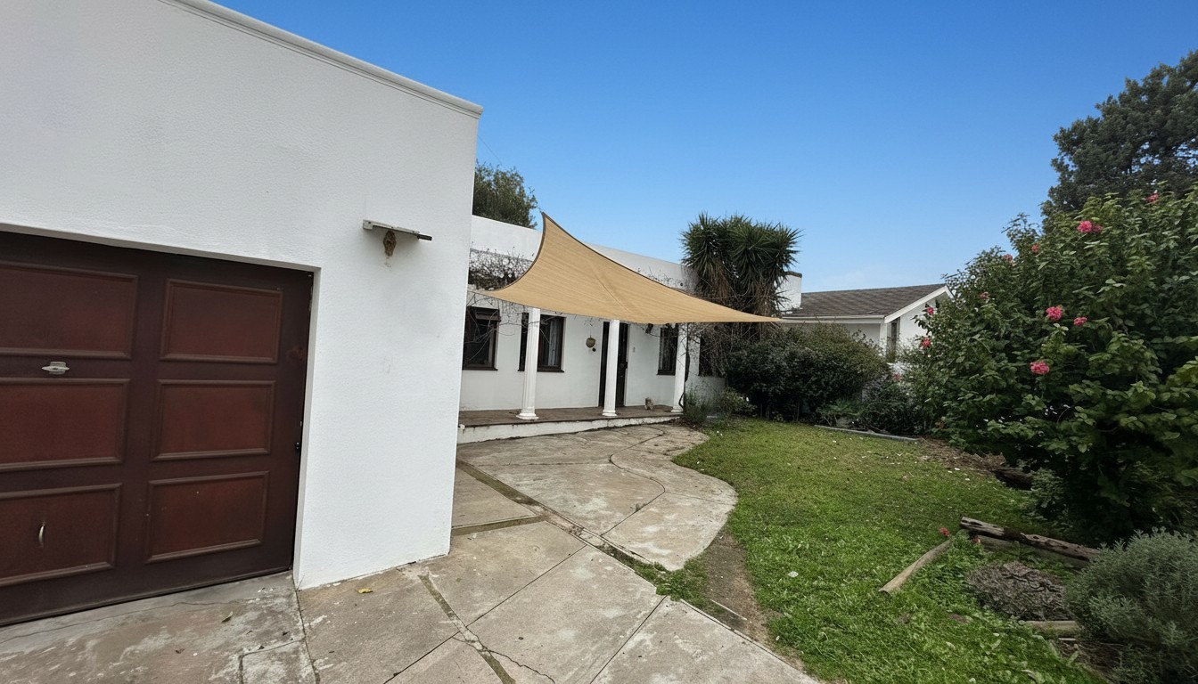 House For Sale in Denneburg, Paarl