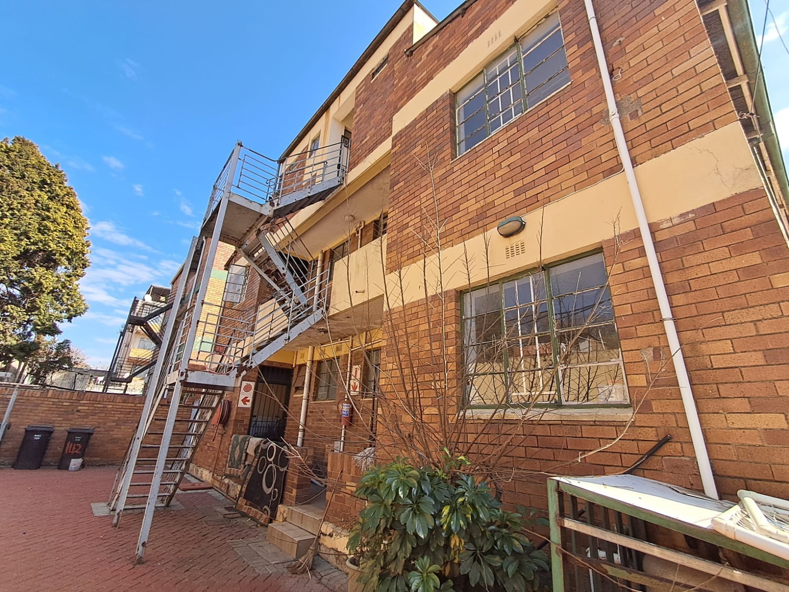 Commercial Property For Sale in Bellevue, Johannesburg