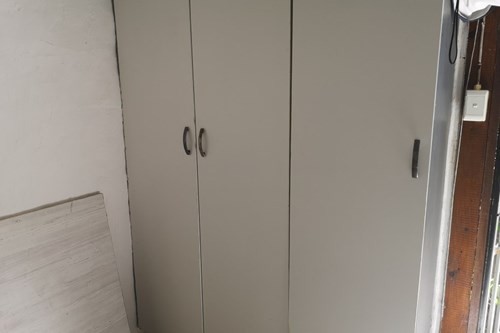 Bachelor Flat to Rent in Richmond Hill