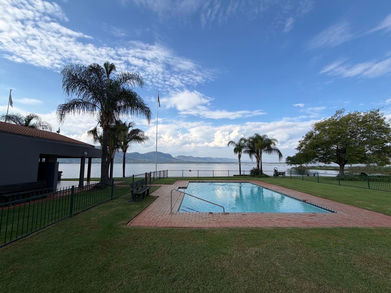 Townhouse For Sale in Key West Estate, Hartbeespoort, North West