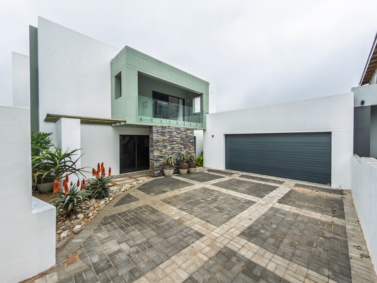 Contemporary Calypso Living, Made for the West Coast