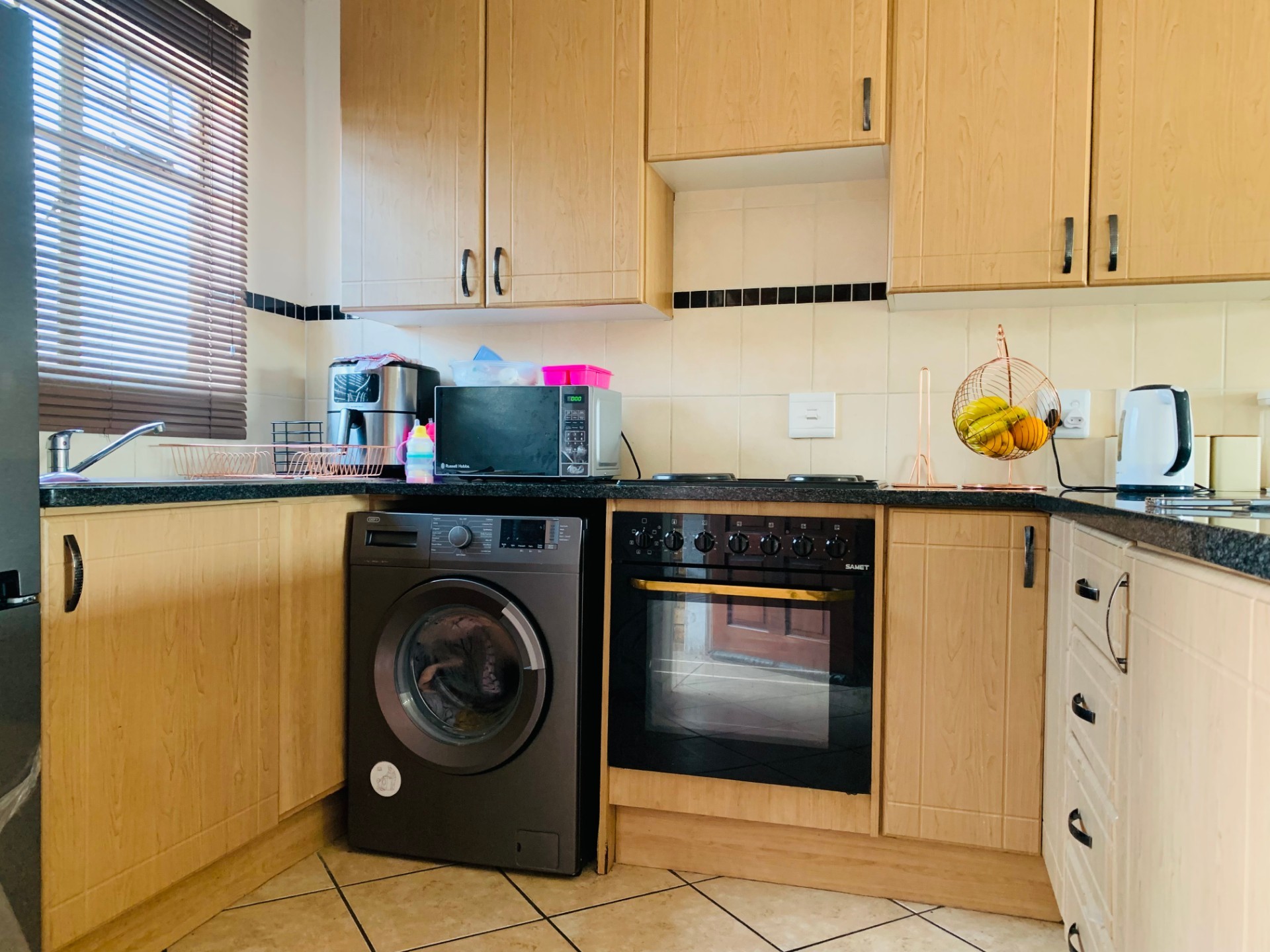 2 Bedroom Apartment To Rent in Theresapark, Akasia