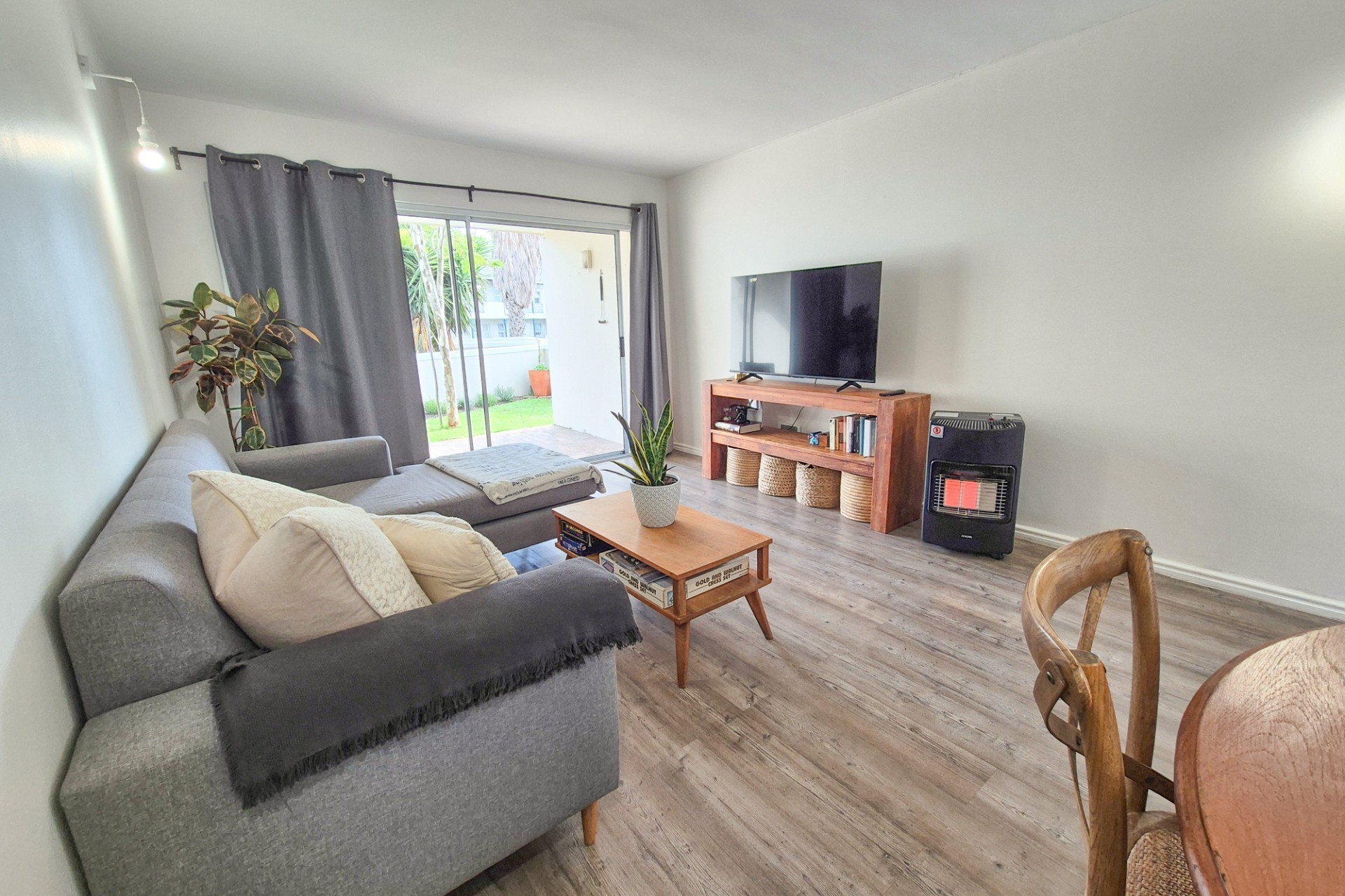 Apartment For Sale in Durbanville Central, Durbanville