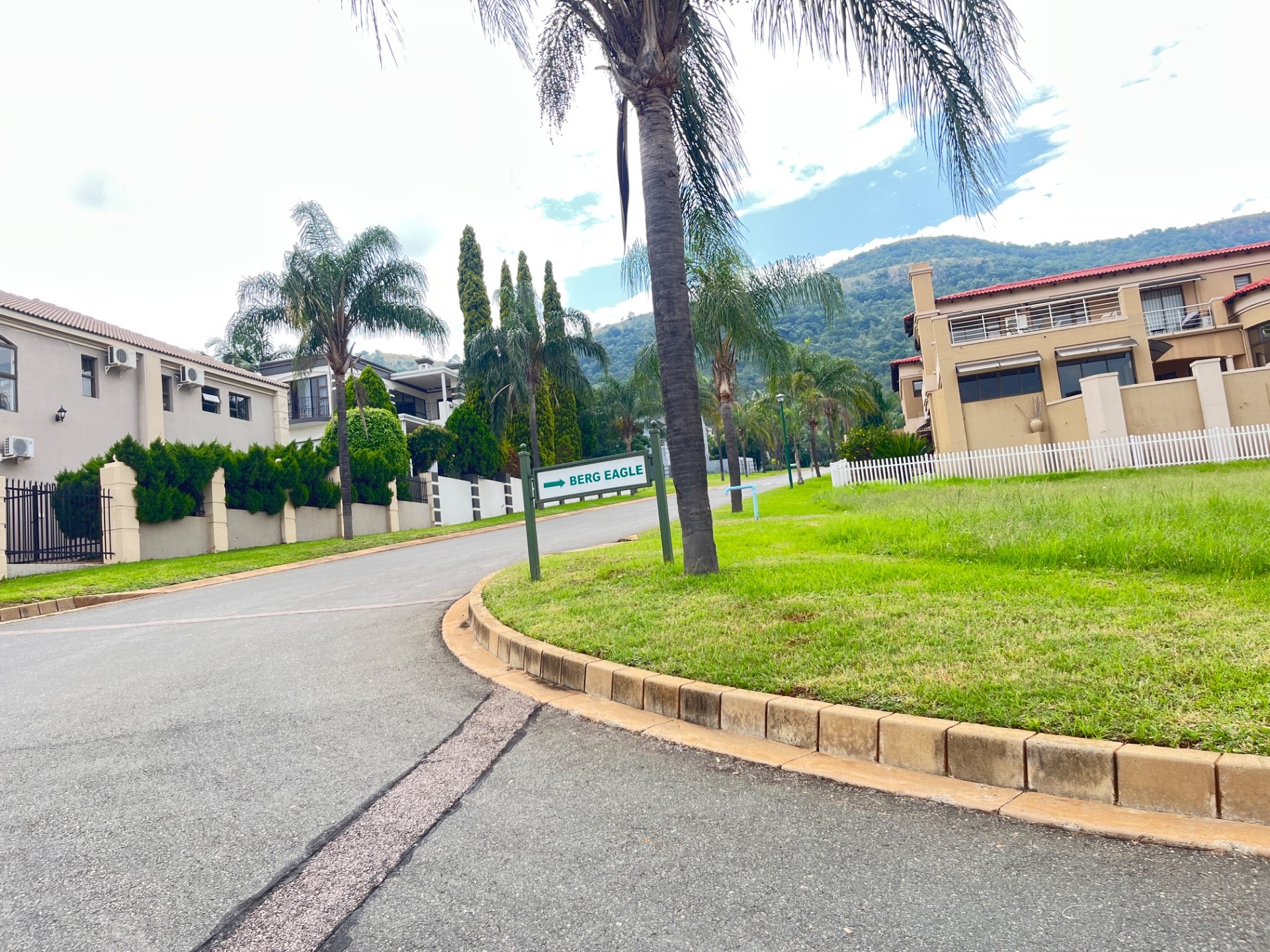 Vacant Land For Sale in Kosmos Ridge, Hartbeespoort, North West