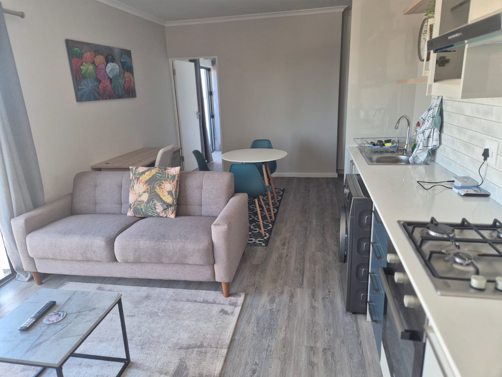 Apartment To Rent in Table View, Blouberg
