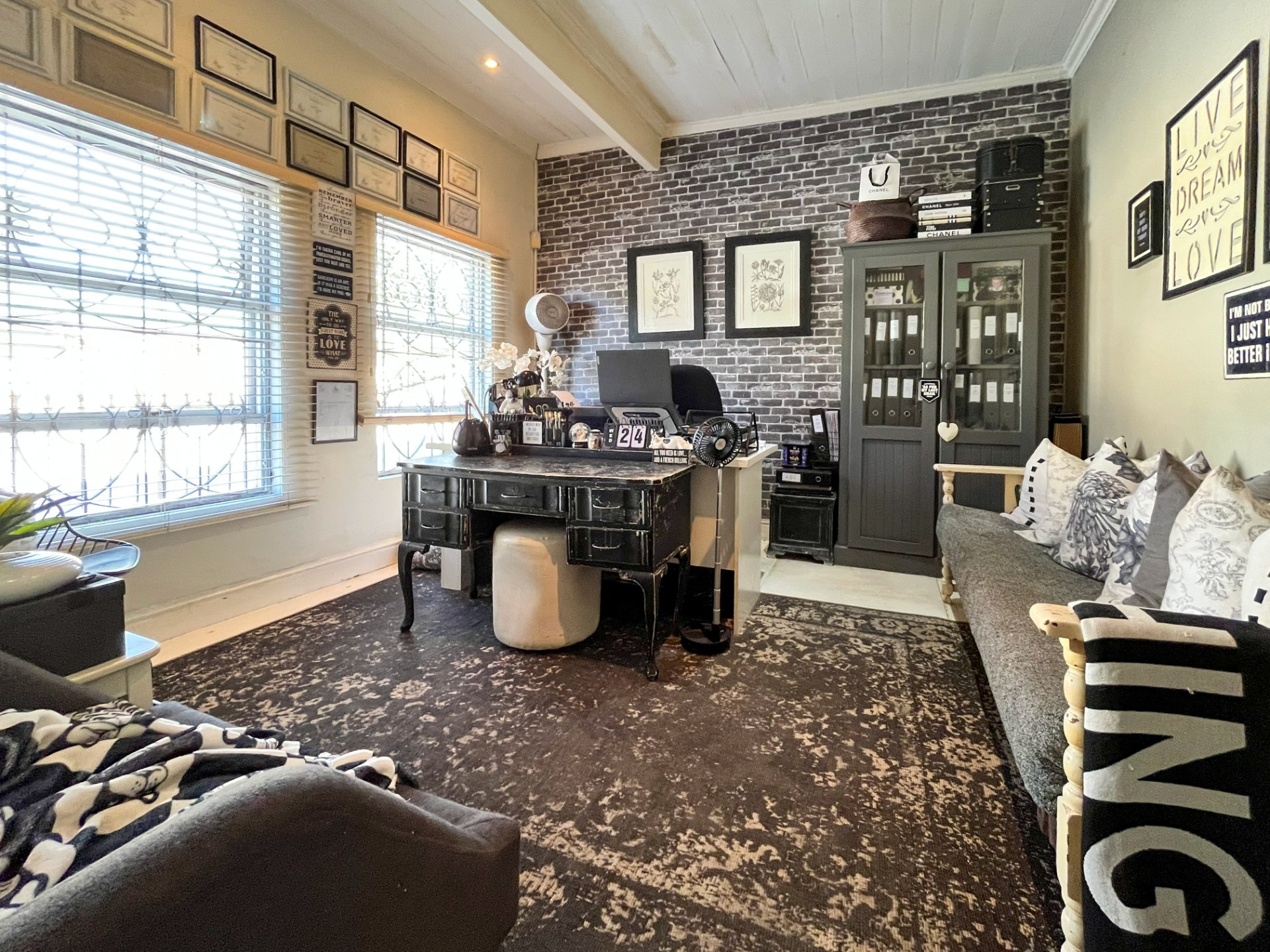 Spacious Double-Storey Family Home with Flatlet in Richmond Hill