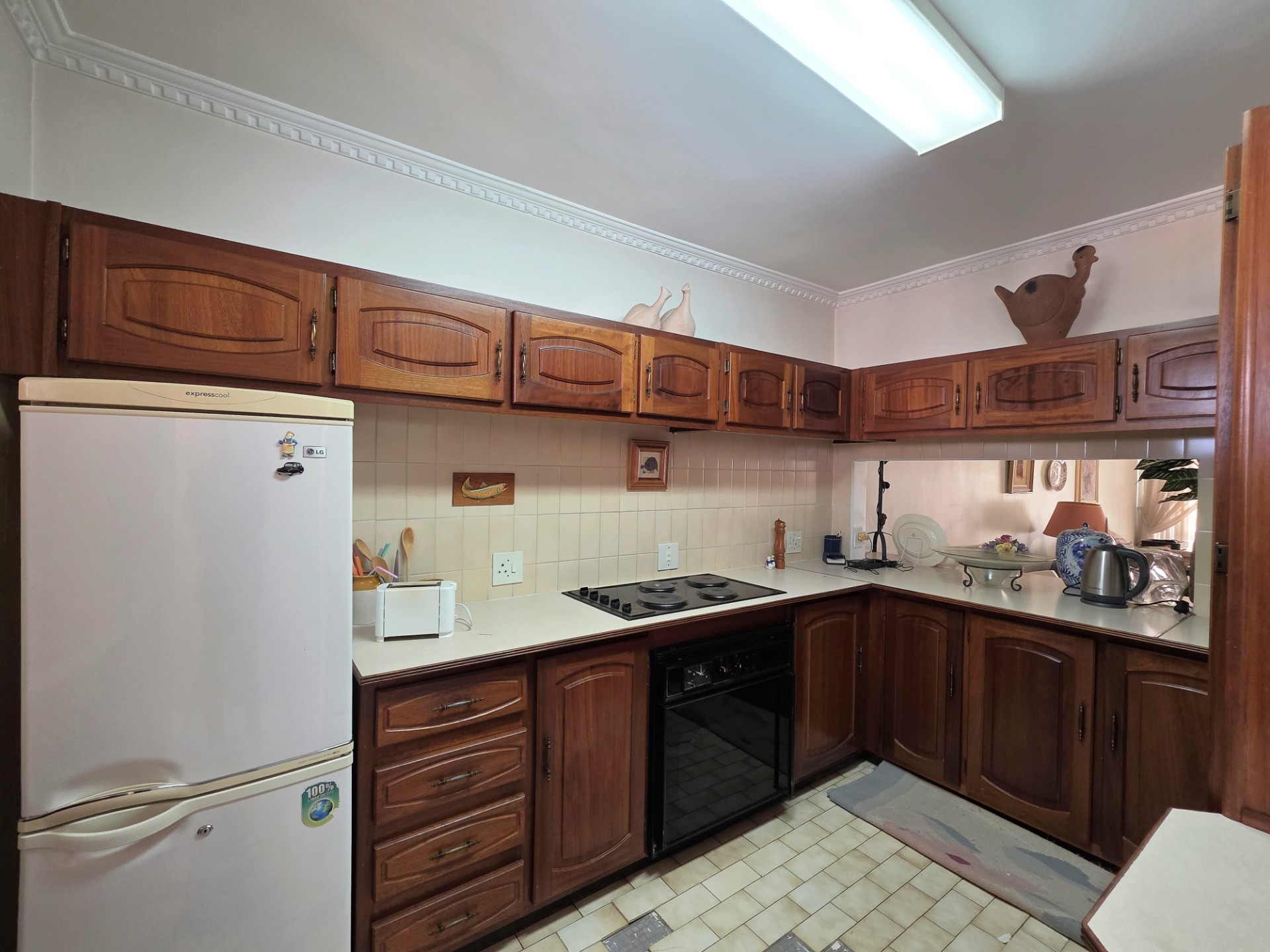 2 Bedrooms Apartment For Sale in Prestige Park Retirement Home, Pretoria Central