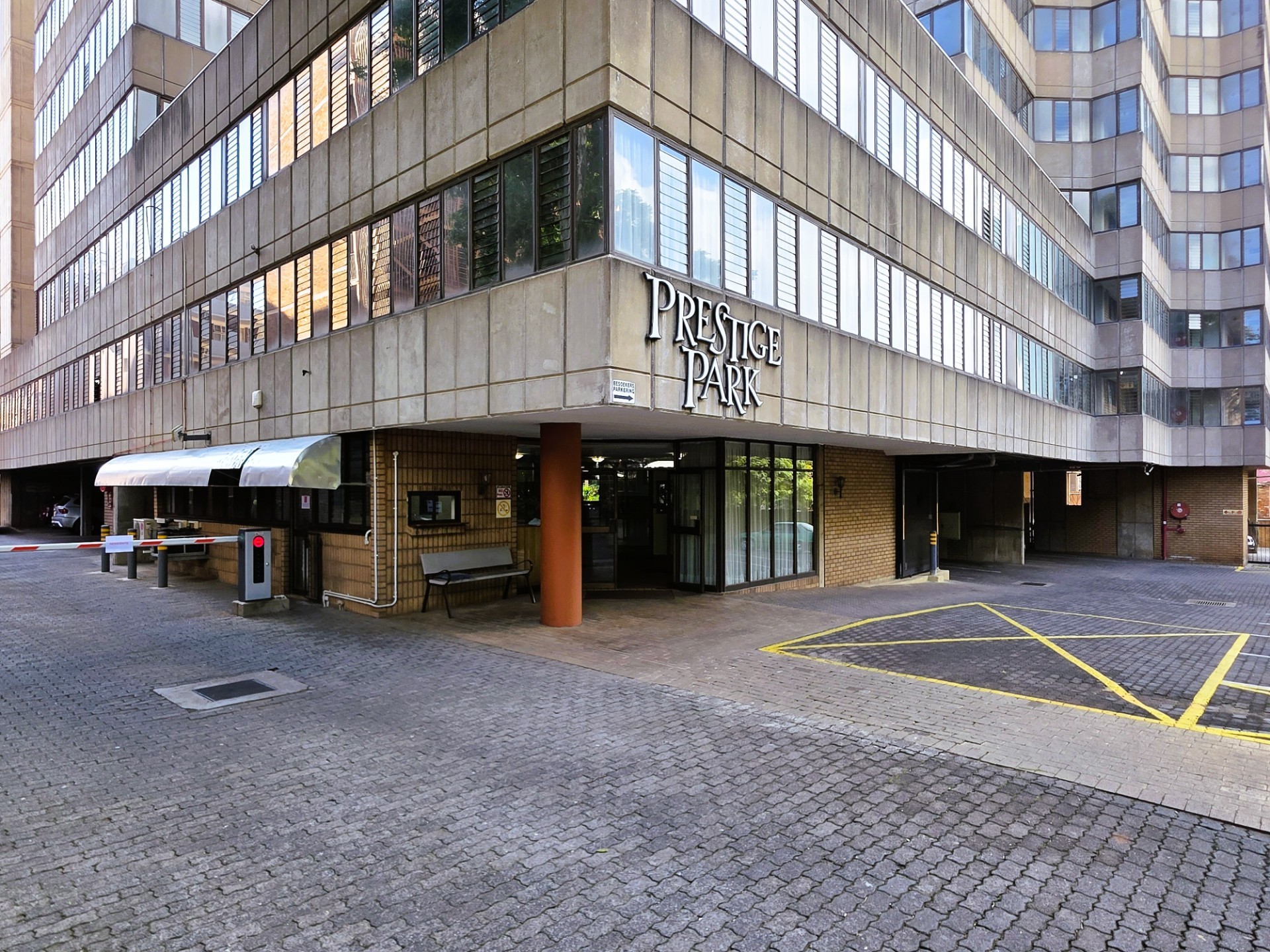 2 Bedrooms Apartment For Sale in Prestige Park Retirement Home, Pretoria Central
