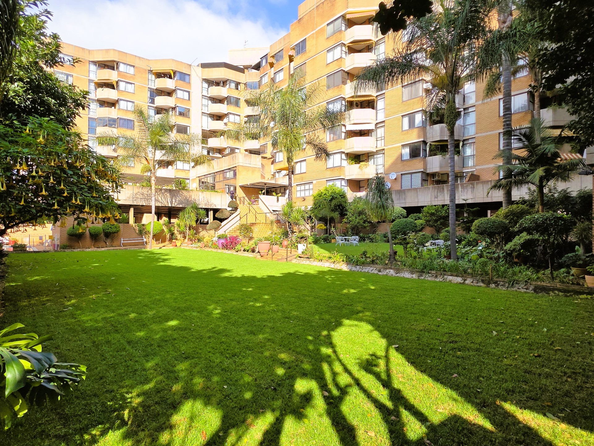 2 Bedrooms Apartment For Sale in Prestige Park Retirement Home, Pretoria Central