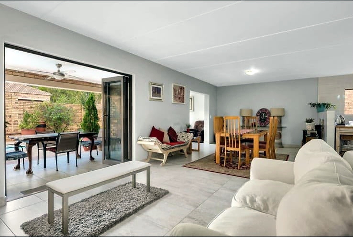 Light-Filled 3 Bedroom Home with Swimming Pool and Large Garden