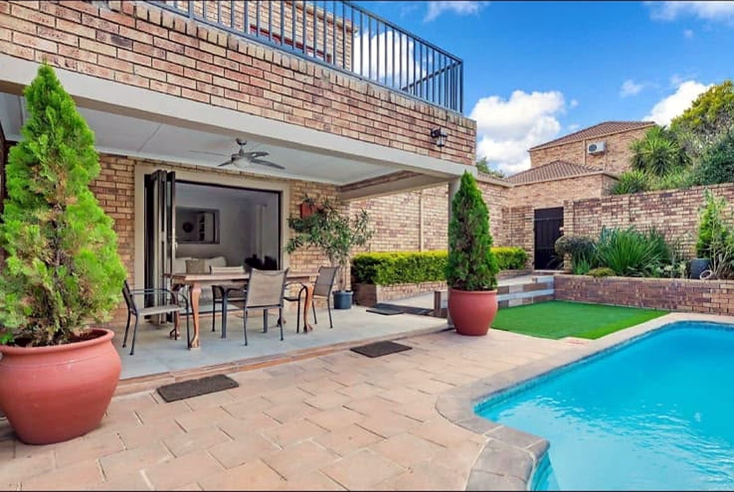 Light-Filled 3 Bedroom Home with Swimming Pool and Large Garden