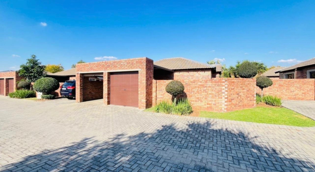3Bed House For Sale in Heuwelsig Estate, Centurion