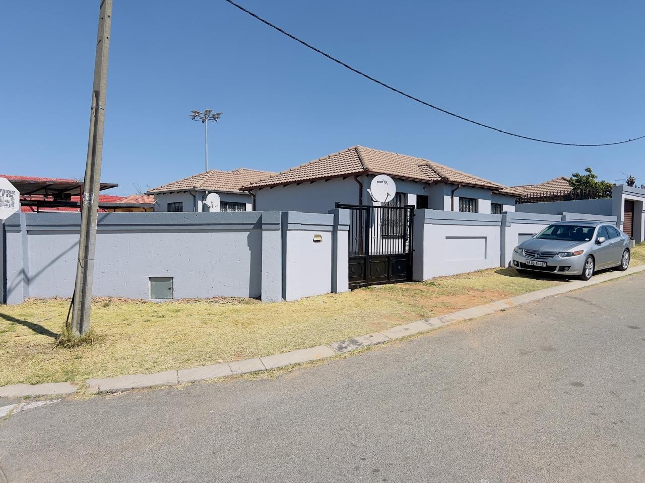 House For Sale in Riverlea, Johannesburg