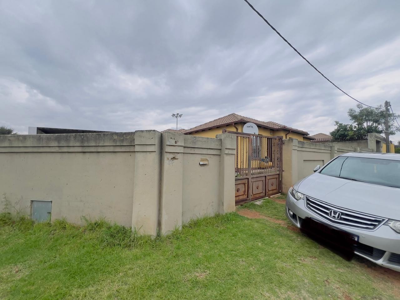 House For Sale in Riverlea, Johannesburg