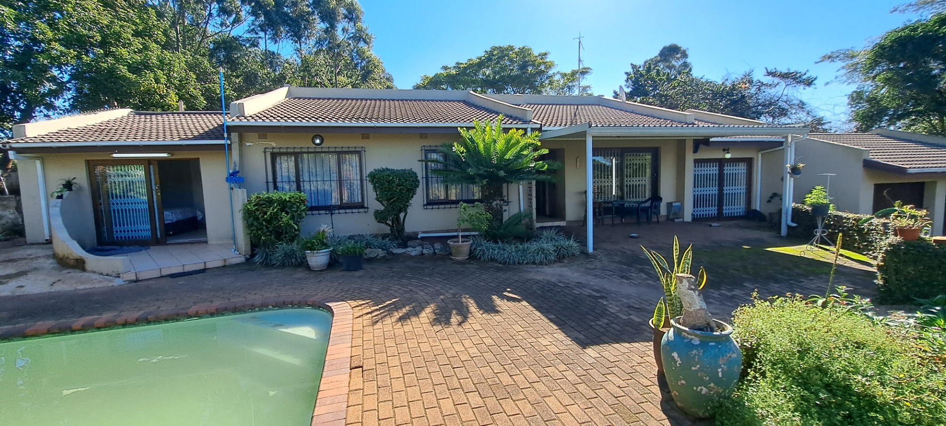 Spacious 3 bedroom House For Sale in Ramsgate, Margate, KwaZulu Natal