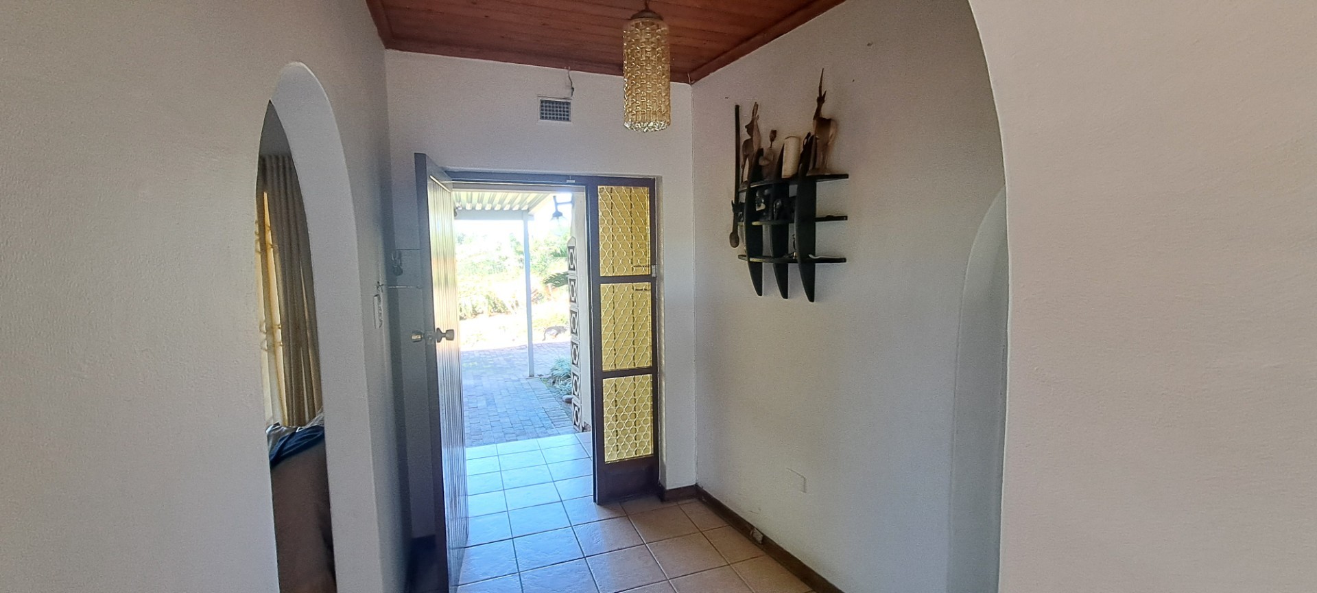Spacious 3 bedroom House For Sale in Ramsgate, Margate, KwaZulu Natal