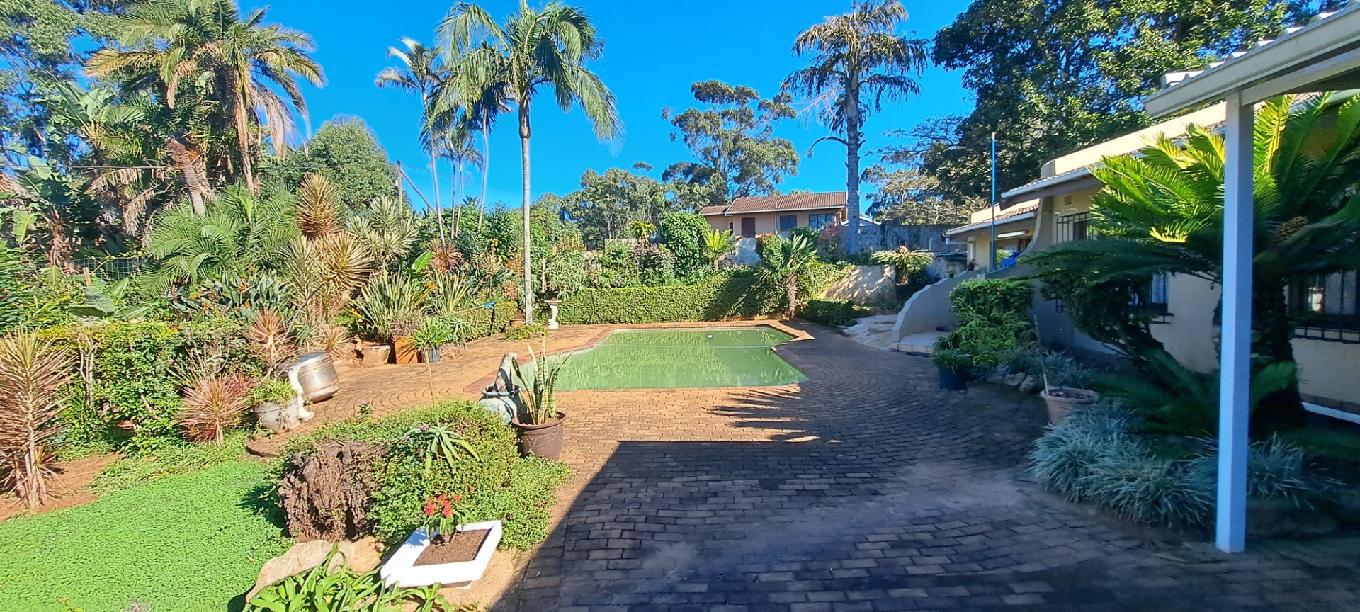 Spacious 3 bedroom House For Sale in Ramsgate, Margate, KwaZulu Natal