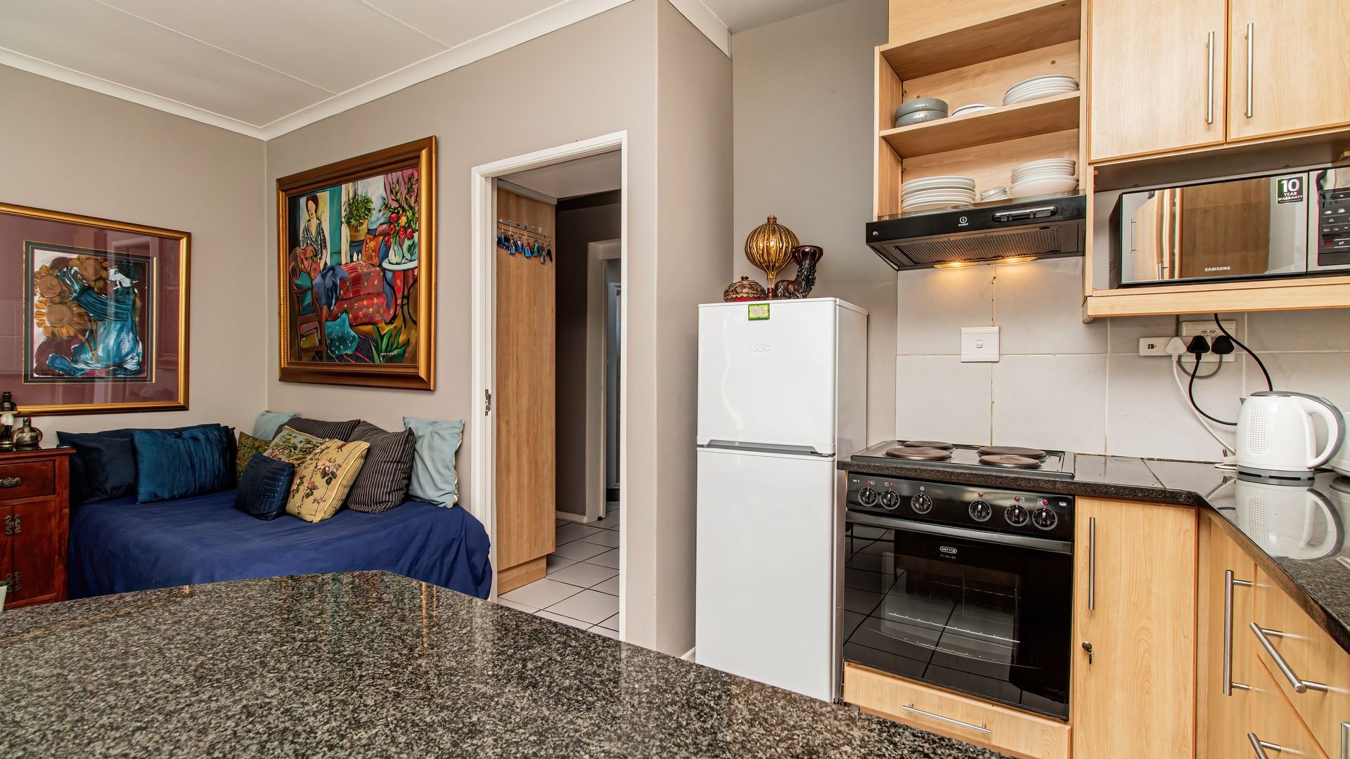 Apartment For Sale in Knysna Central, Knysna