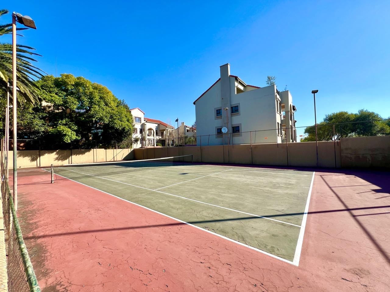 Apartment For Sale in Pineslopes, Lonehill, Sandton