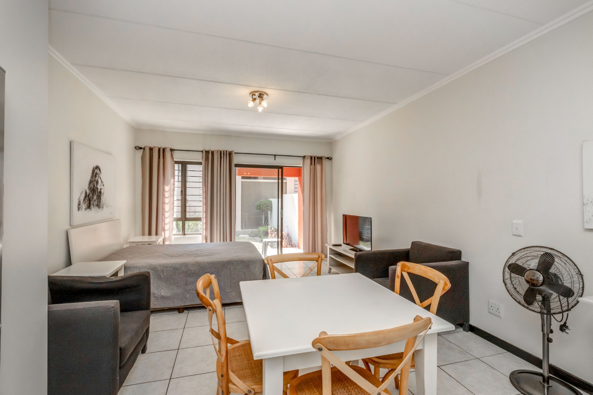 Furnished garden apartment in Cedar Lofts