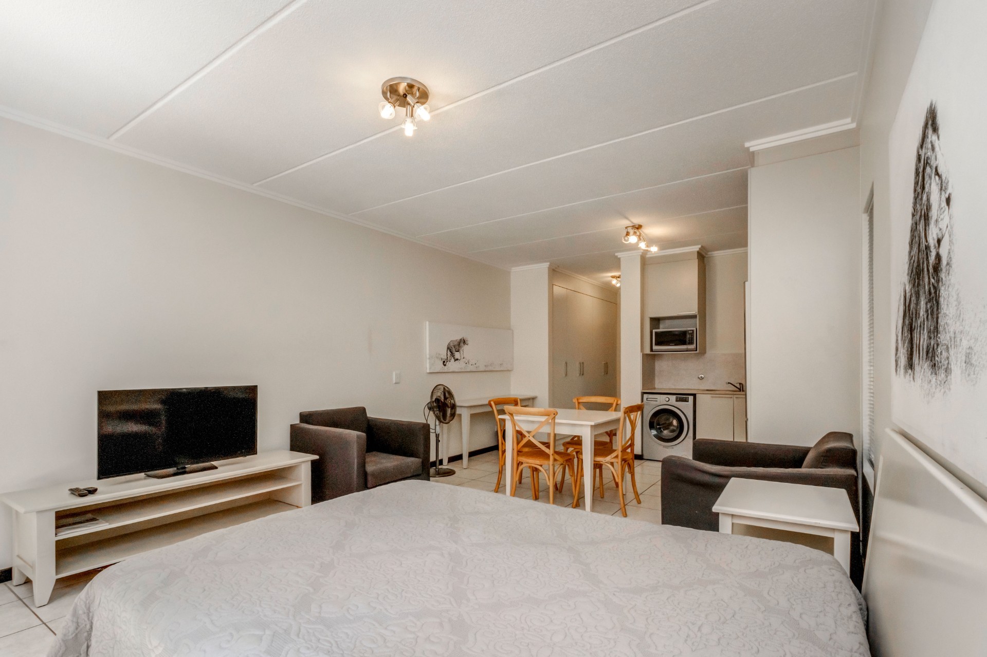 Furnished garden apartment in Cedar Lofts