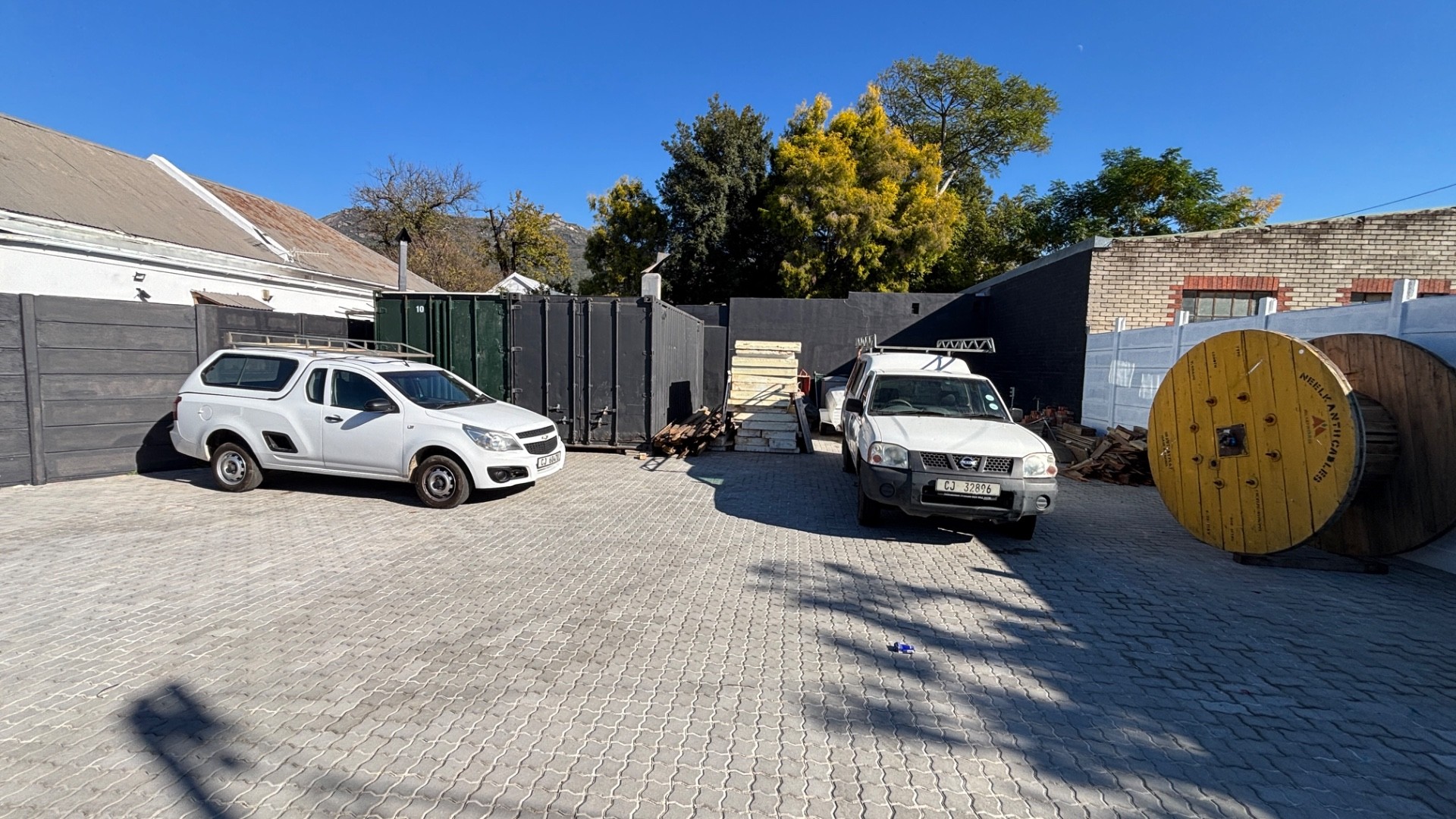 Prime Commercial/Residential Property in Paarl CBD, Western Cape-Ideal for Etrepreneurial Families