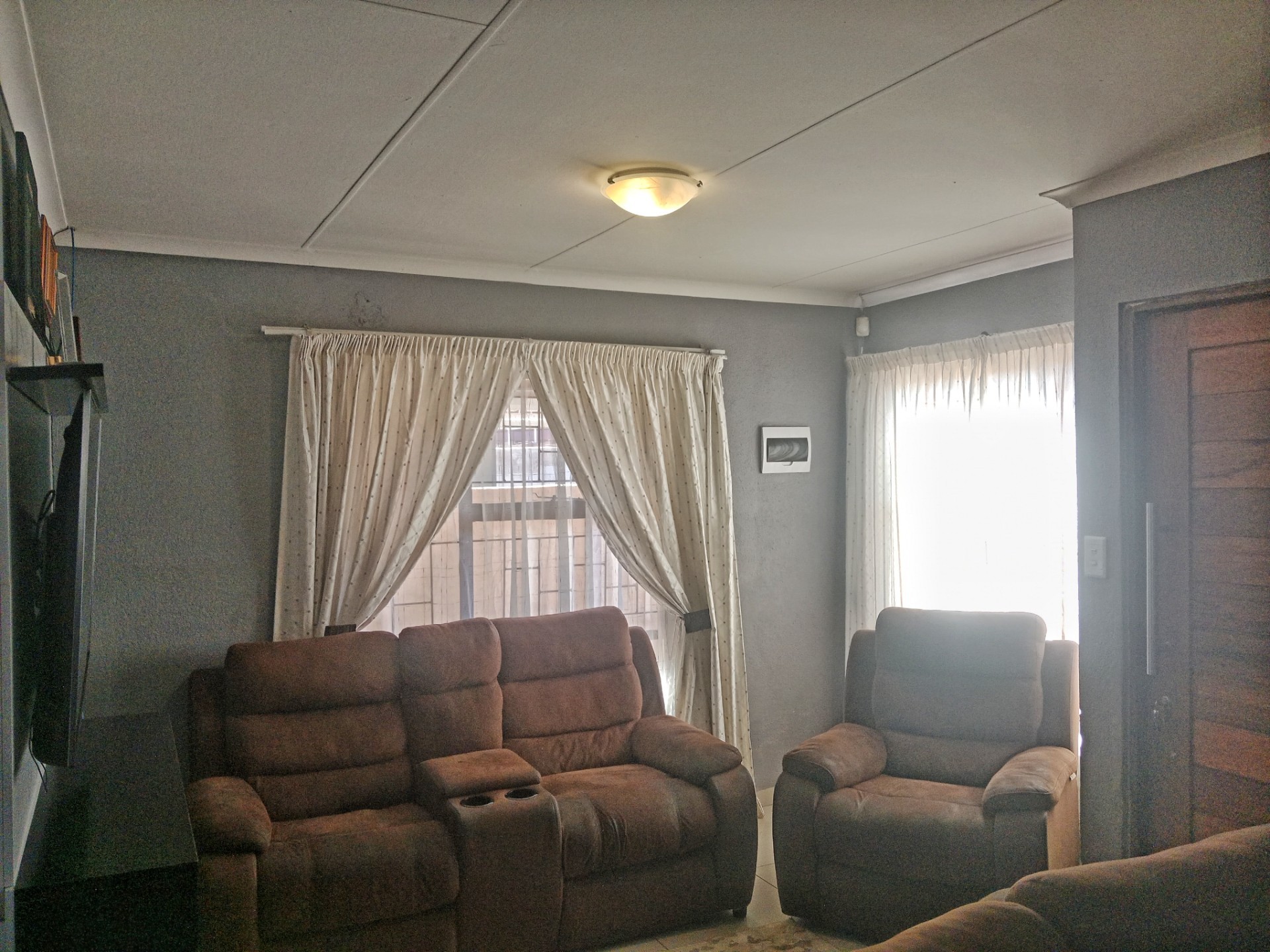 Fully Fitted 3 Bedroom House For Sale in Soshanguve VV, Soshanguve