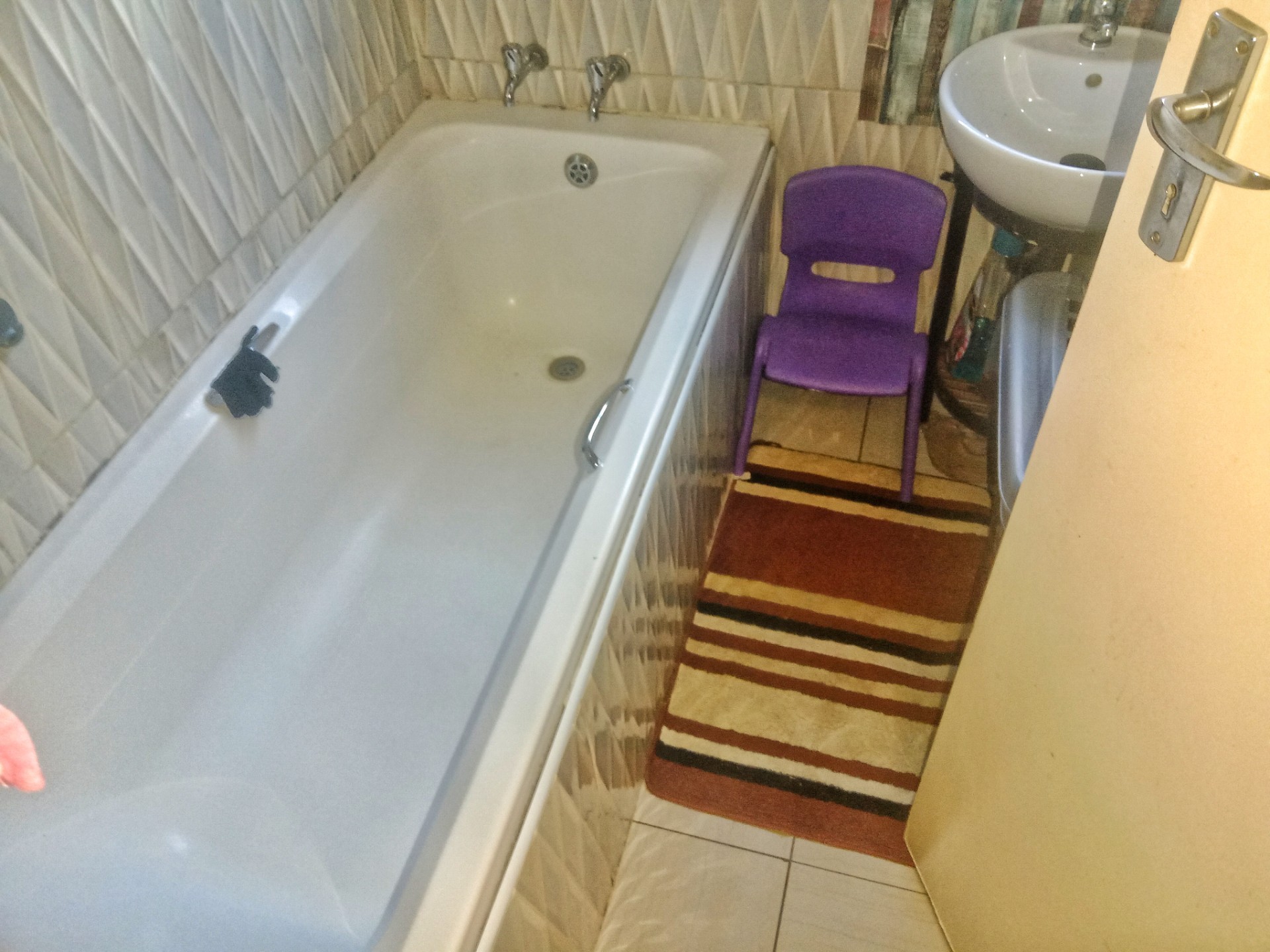 Fully Fitted 3 Bedroom House For Sale in Soshanguve VV, Soshanguve