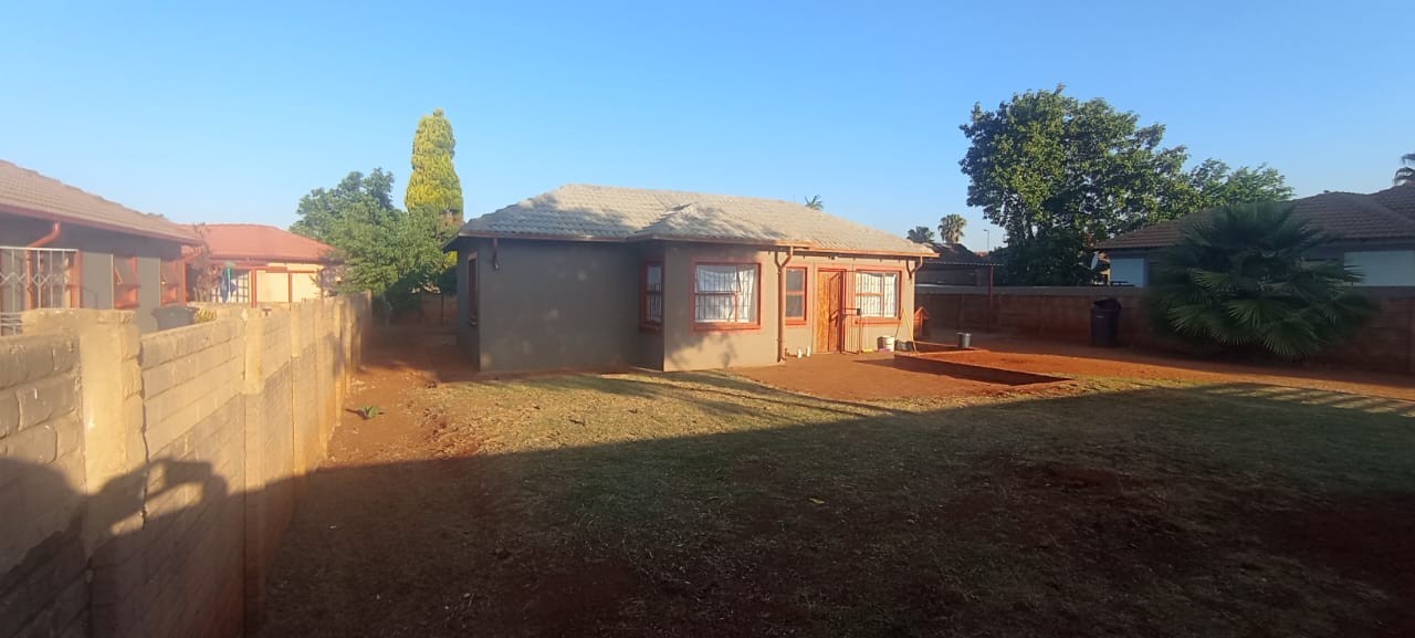 3 Bedroom House for Sale in Orchards x46