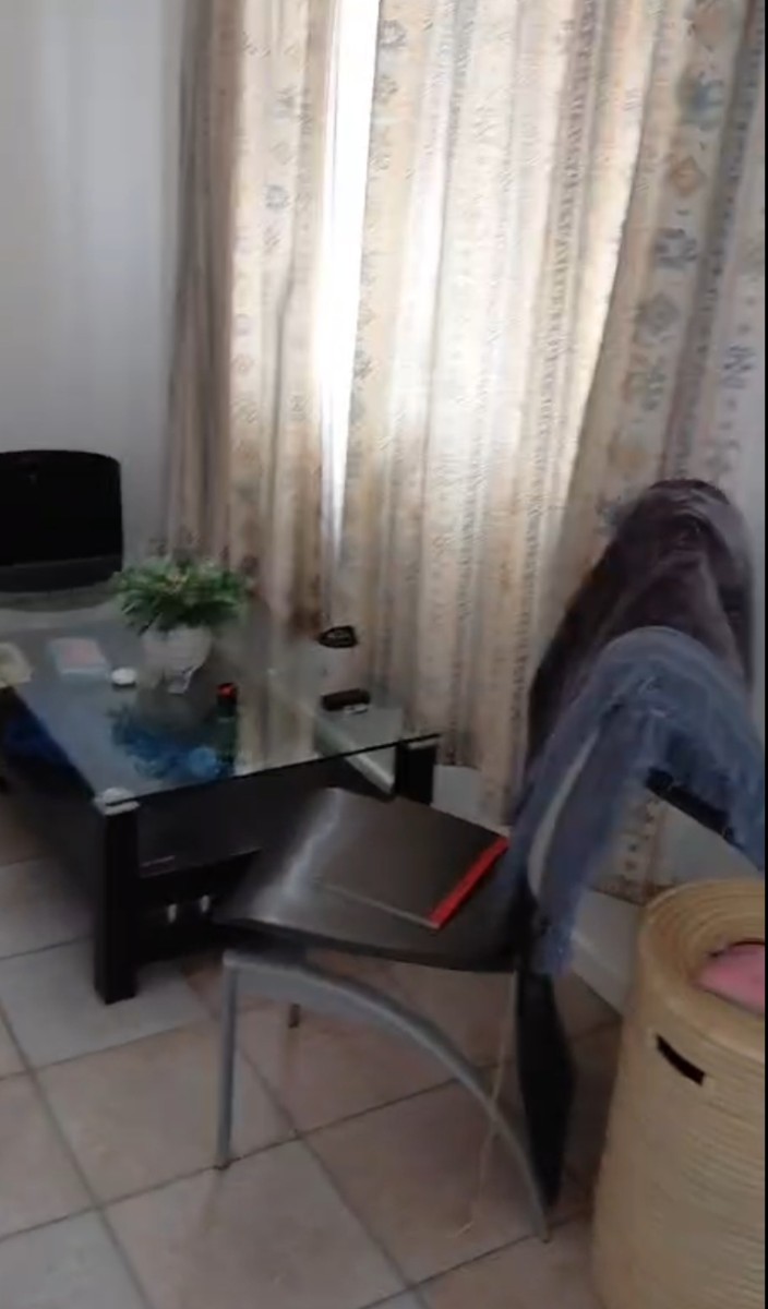 ROOM in a FAMILY HOME available for only one person to occupy. In Zonnebloem Cape Town