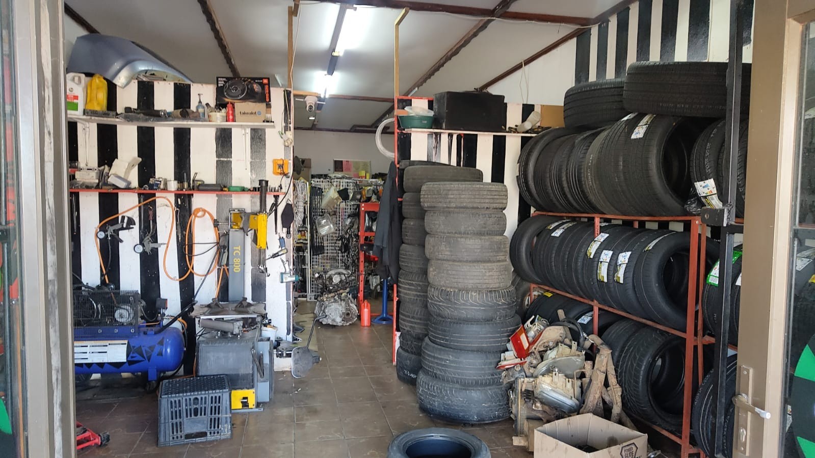 Retail Space For Sale in Kareedouw
